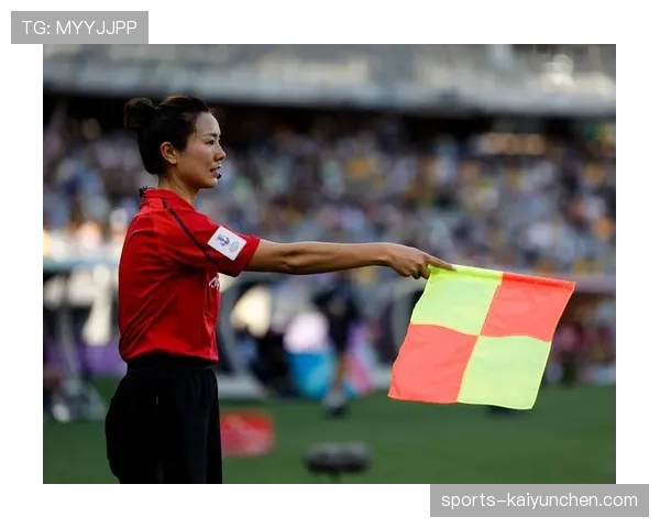 有利原则在足球判罚中如何影响裁判决策解析