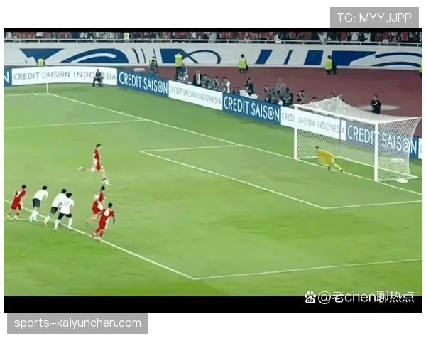 点球判罚争议：其他队员提前进禁区为何不算违规？