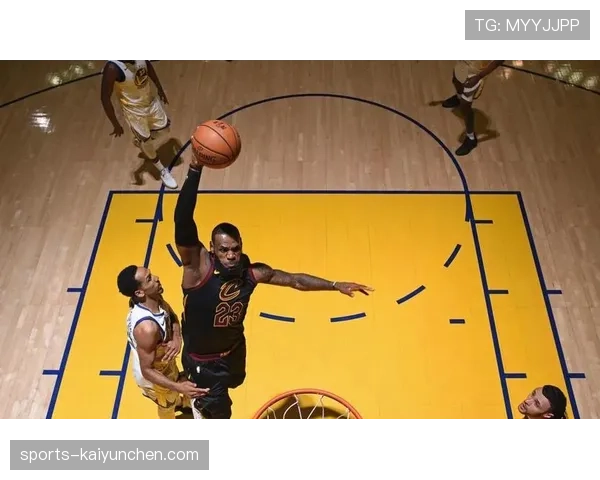 米切尔挡拆拉开空间效率提升，助阵詹姆斯强化骑士进攻体系