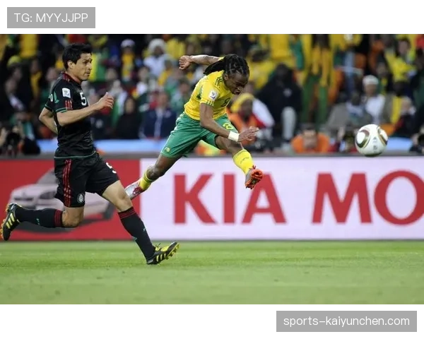 墨西哥2-0南非回顾:世界杯揭幕战拿下开门红 墨西哥2-0南非回顾:世界杯揭幕战拿下开门红